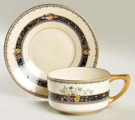 Coronado Flat Cup & Saucer Set