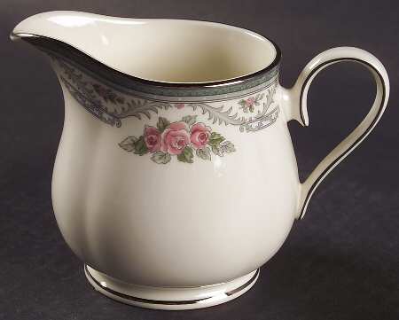 Country Romance Creamer