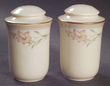 Coral Springs Salt & Pepper Set