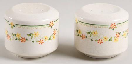 Countryside Salt & Pepper Set