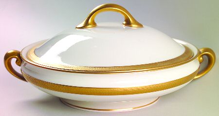 Countess Round Covered Vegetable by Lenox