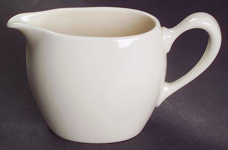 Coupe Off White Creamer