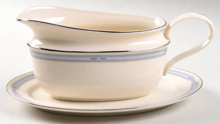 Courtland Gravy Boat & Underplate/Relish