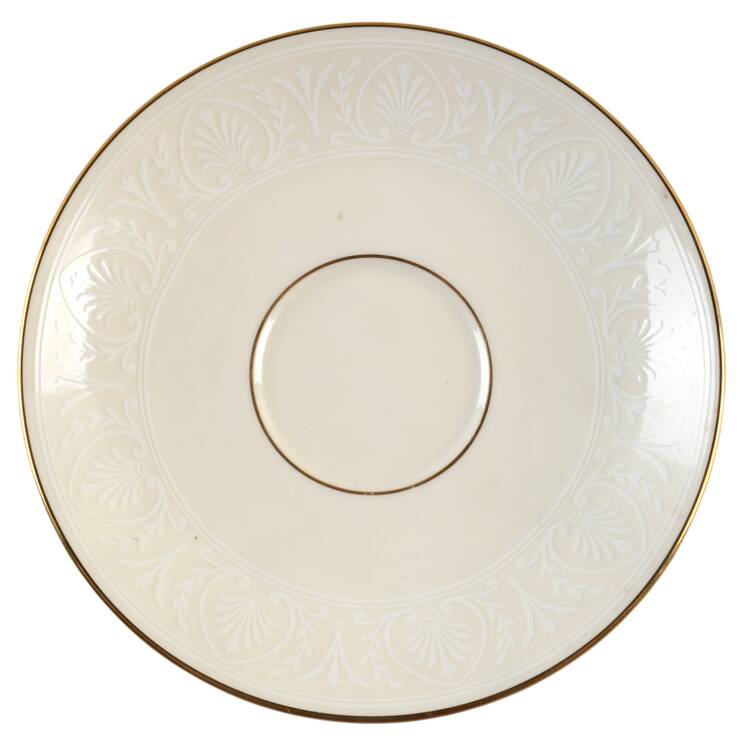 Courtyard Gold Saucer