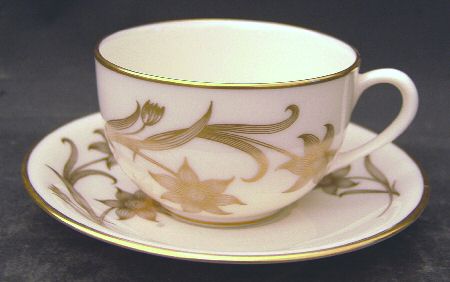 Daybreak Oversized Cup & Saucer Set