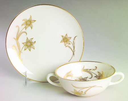 Daybreak Flat Cream Soup Bowl & Saucer Set