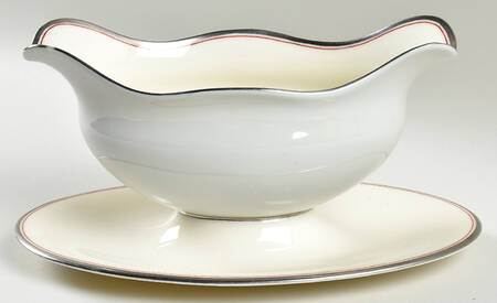 Dubarry Gray Gravy Boat with Attached Underplate