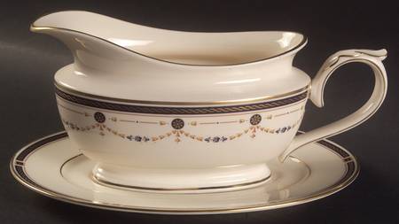 Eaton Knoll Gravy Boat & Underplate