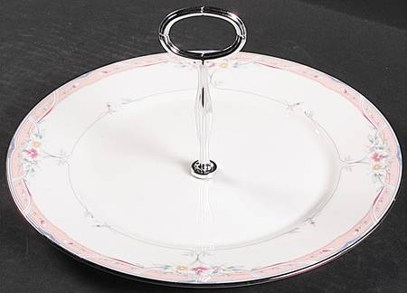 Emily Round Serving Plate with Center Handle (Dp) Hc