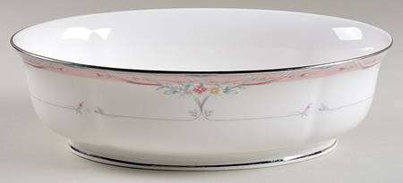 Emily 9" Oval Vegetable Bowl