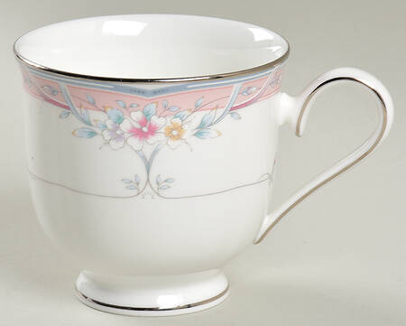 Emily Footed Cup