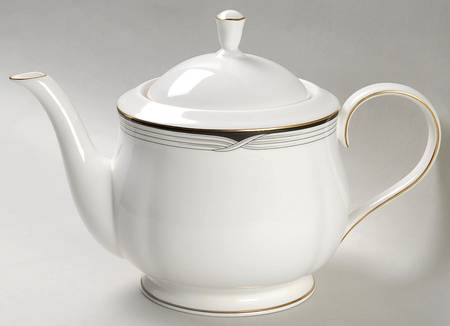 Erica (USA Backstamp) Teapot & Lid