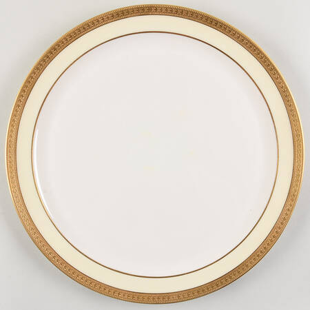 Evanston 14" Chop Plate (Round Platter)
