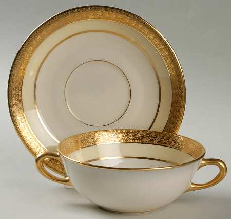 Evanston Flat Cream Soup Bowl & Saucer Set