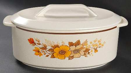 Fall Blossoms 2.5 Quart Oval Covered Casserole