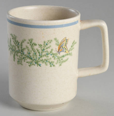 Fancy Free Grandmug by Lenox