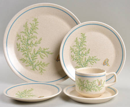 Fancy Free 40 Piece Estate Set by Lenox