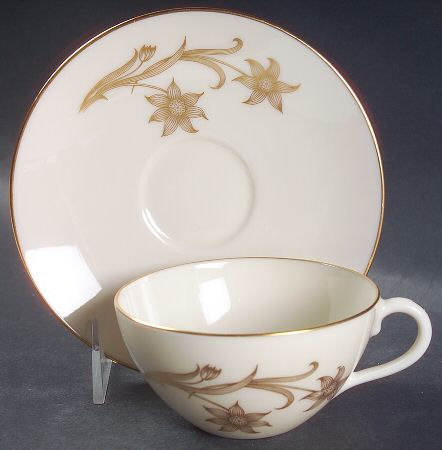 Fairfield Flat Cup & Saucer Set