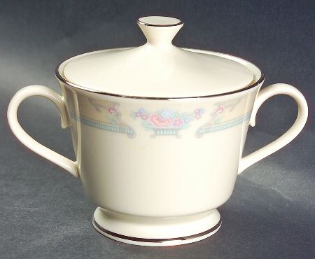 Fairfield Sugar Bowl & Lid