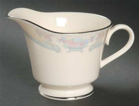 Fairfield Creamer