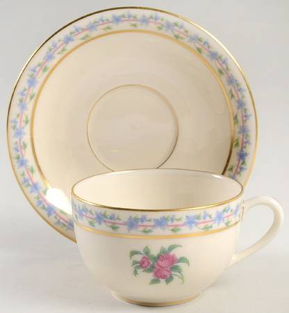 Fairmount Flat Cup & Saucer Set