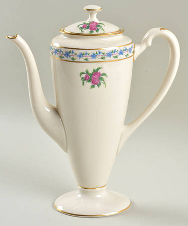 Fairmount Shape 741 Coffee Pot & Lid