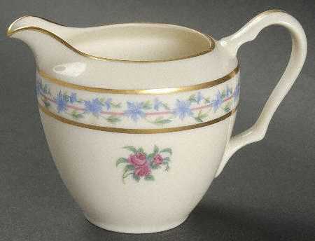 Fairmount Creamer