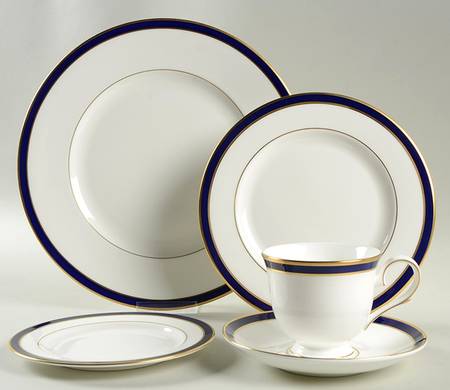 Federal Cobalt 40 Piece Estate Set