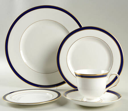 Federal Cobalt 40 Piece Estate Set