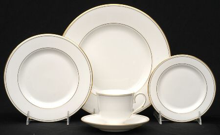 Federal Gold (Discontinued 2005) 5 Piece Place Setting
