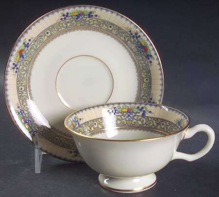 Festival Footed Cup & Saucer Set
