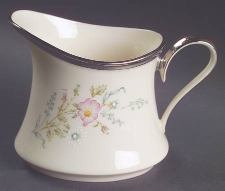 Flirtation Creamer