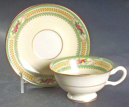 Floralia (Green Yellow Wreath) Footed Cup & Saucer Set