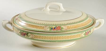 Floralia (Green Yellow Wreath) Round Covered Vegetable by Lenox