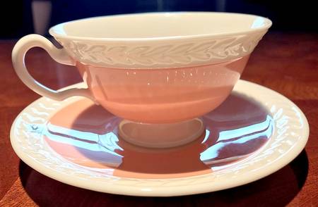 Fontaine Coral Footed Cup & Saucer Set