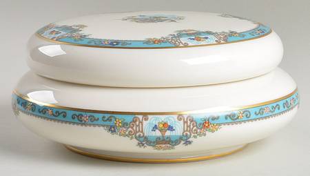 Fountain 6" Round Bon Bon & Lid