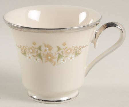 Fresh Meadow Footed Cup