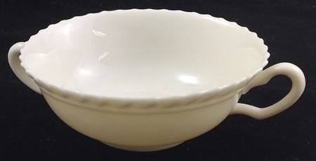 Gadroon Off White Flat Cream Soup Bowl