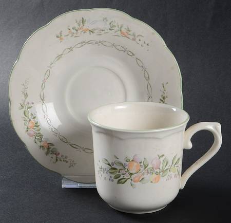 Garden Gate Flat Cup & Saucer Set