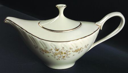 Gaylord Teapot & Lid