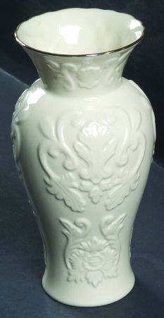Georgian Collection (Giftware) 7" Vase
