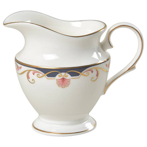 Georgian Shell Creamer