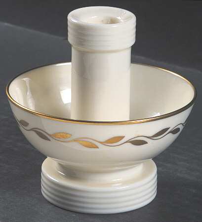 Golden Wreath Small Candlestick