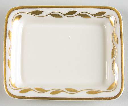 Golden Wreath 4" Ashtray