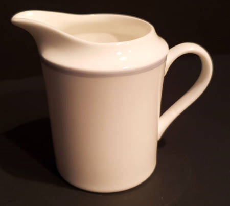 Grey Band Creamer
