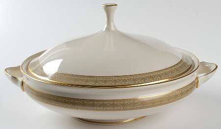 Greenfield Round Covered Vegetable