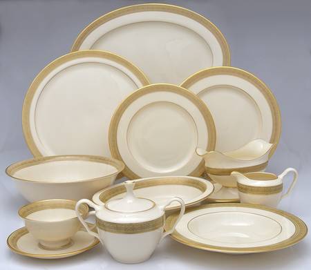 Greenfield 48 Piece Estate Set