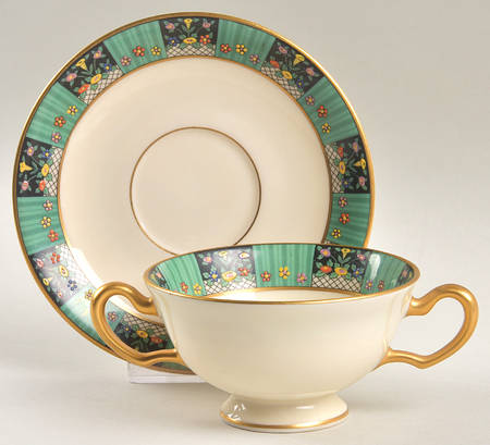 The Greenwich Footed Bouillon Cup & Saucer
