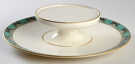 The Greenwich Cheese and Cracker Set
