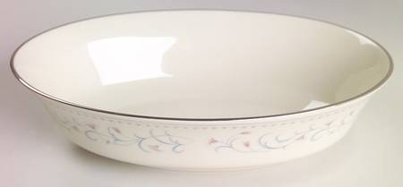 Hadley 9" Oval Vegetable Bowl